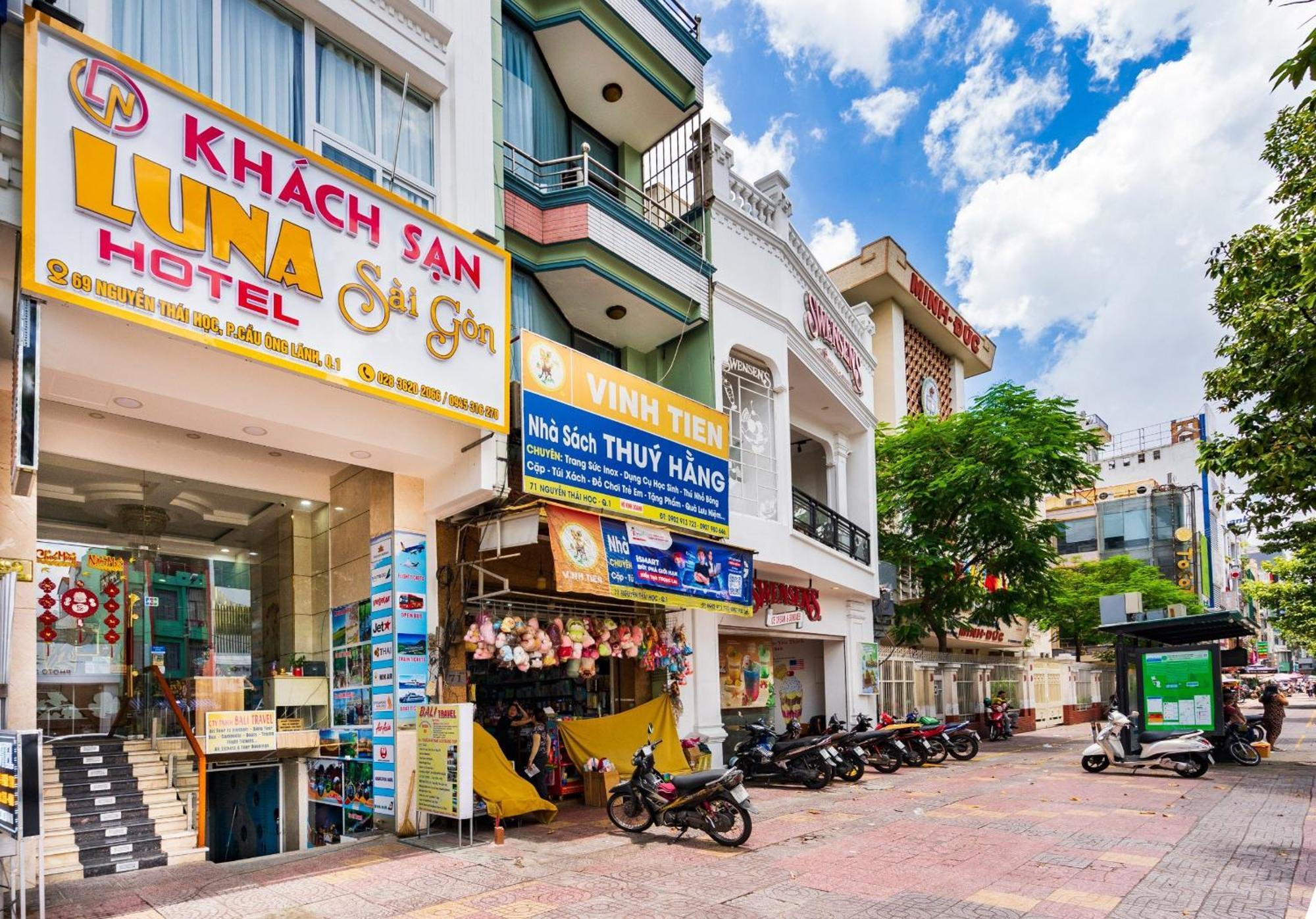 Luna Saigon - Bui Vien Walking Street Khách sạn 3*